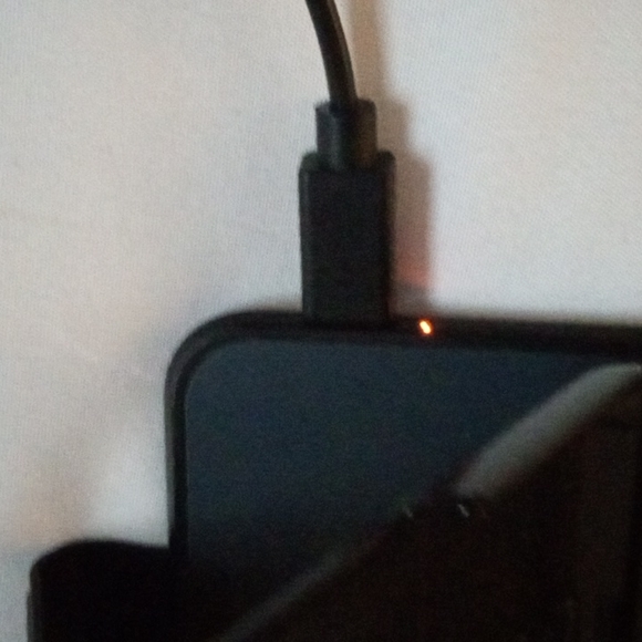 Belkin aluminum aircraft Ultimate keyboard case Ultra light, forIPad Air - Picture 6 of 6